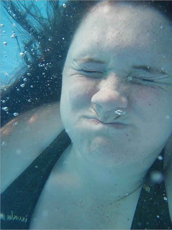 15P Underwater - Face Underwater2