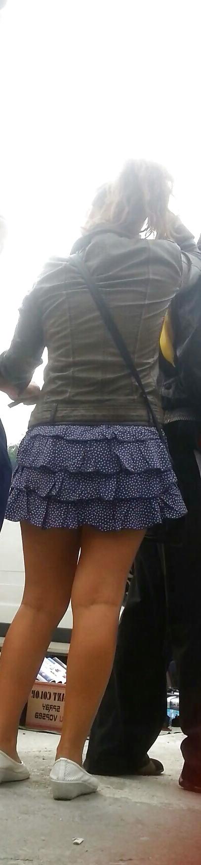 9P Spy sexy teens skirt and feet romanian