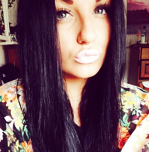 24P Black Haired british slags 