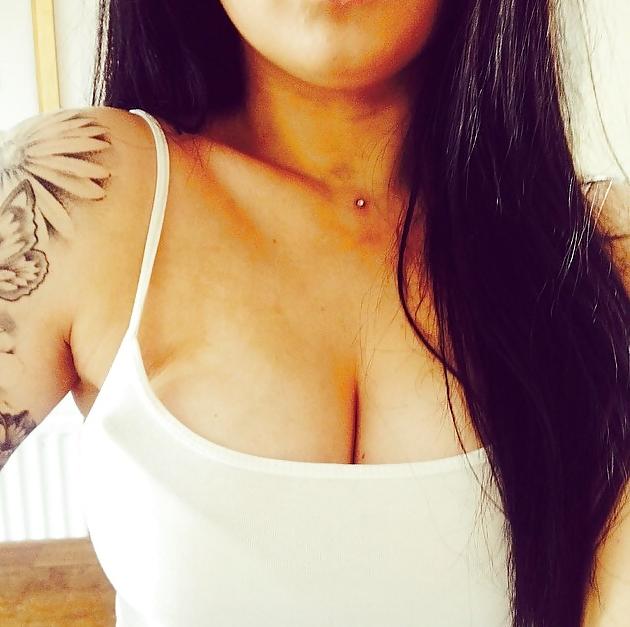 24P Black Haired british slags 