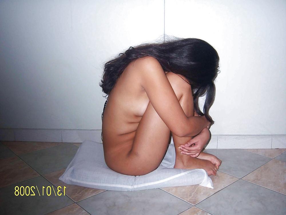 25P Private Photo's Young Asian Naked Chicks 24 FILIPINA
