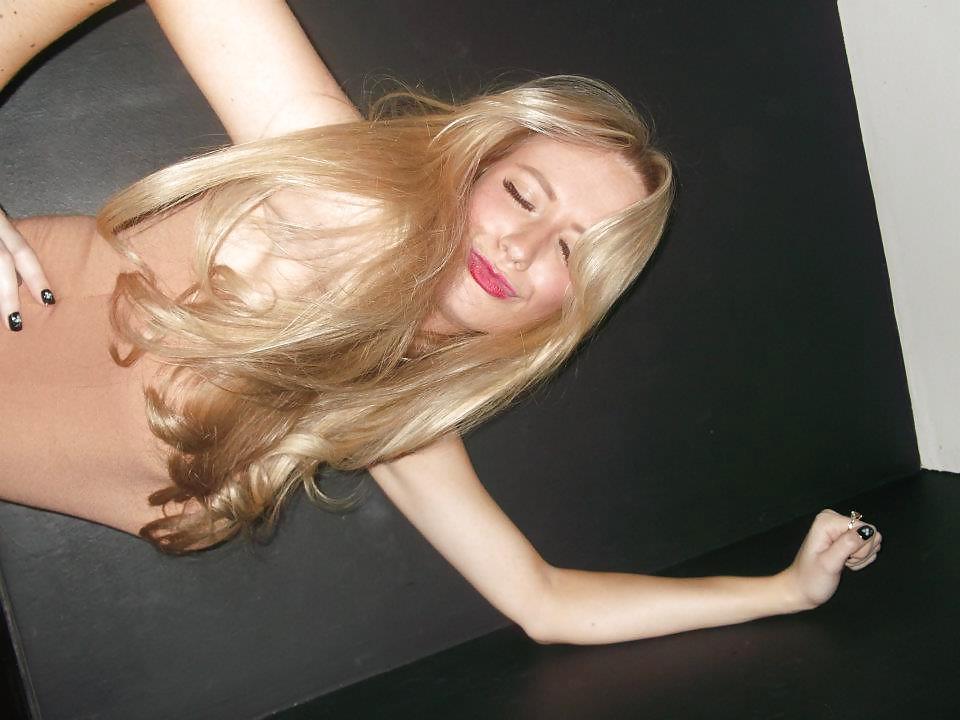 17P Britische Blondine