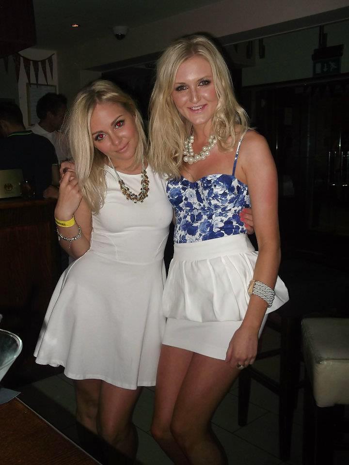 17P Britische Blondine