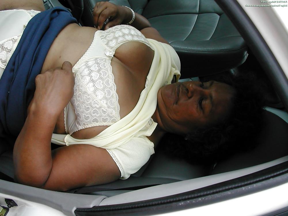 25P Black Granny