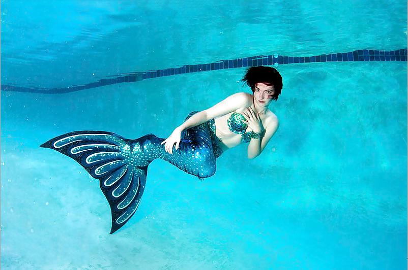 16P Underwater with the mermaids