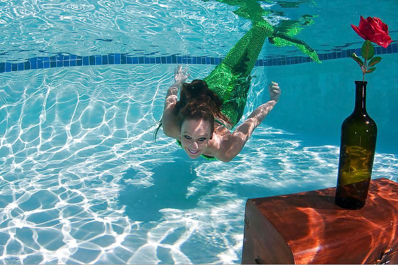 16P Underwater with the mermaids
