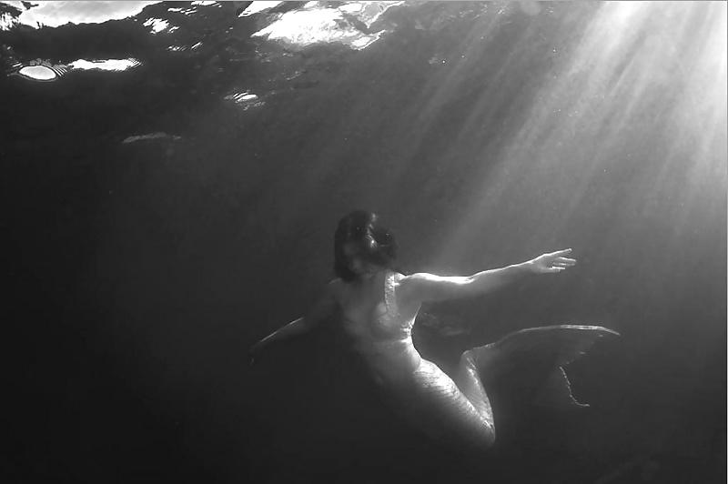 16P Underwater with the mermaids