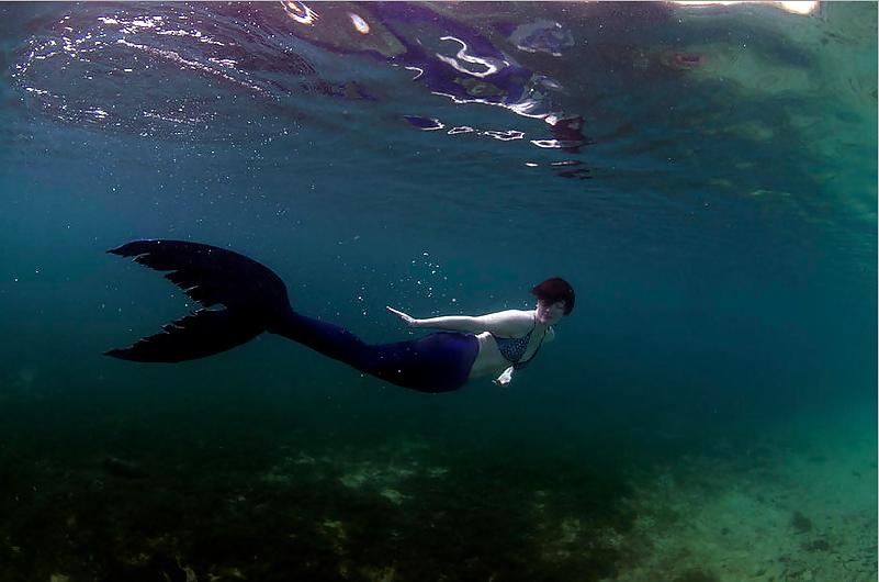 16P Underwater with the mermaids