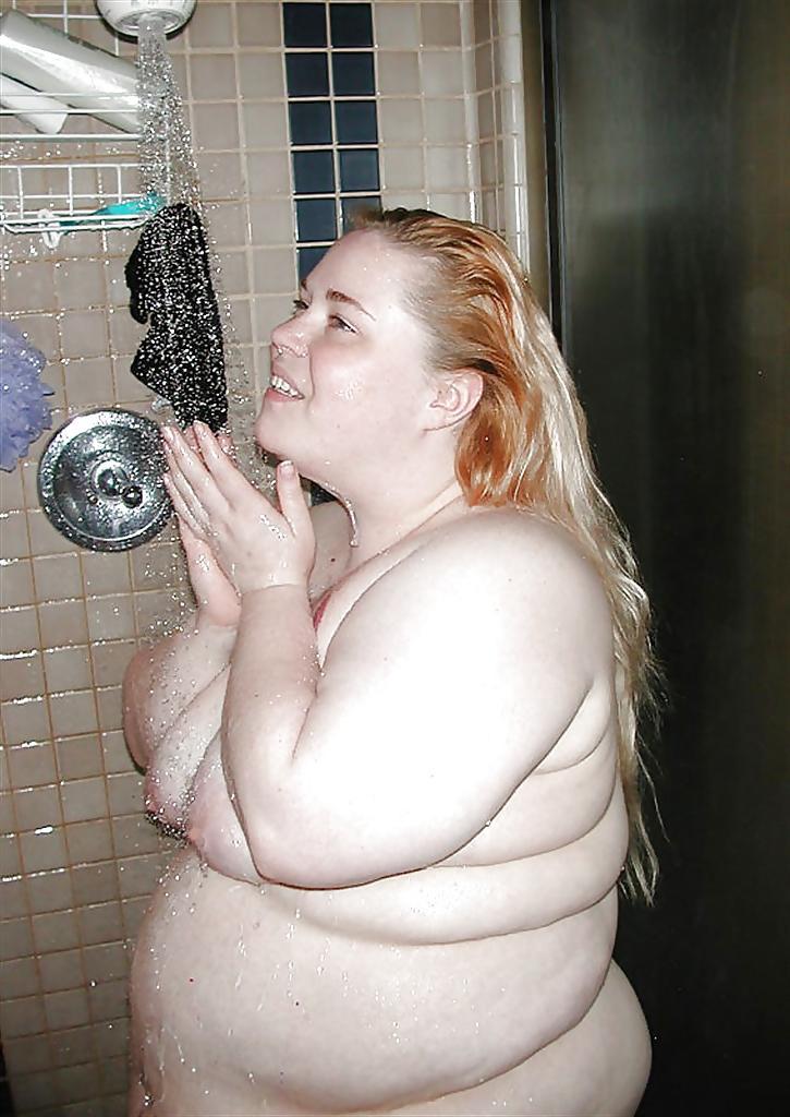 15P Fabulous SSBBW! Shower Time