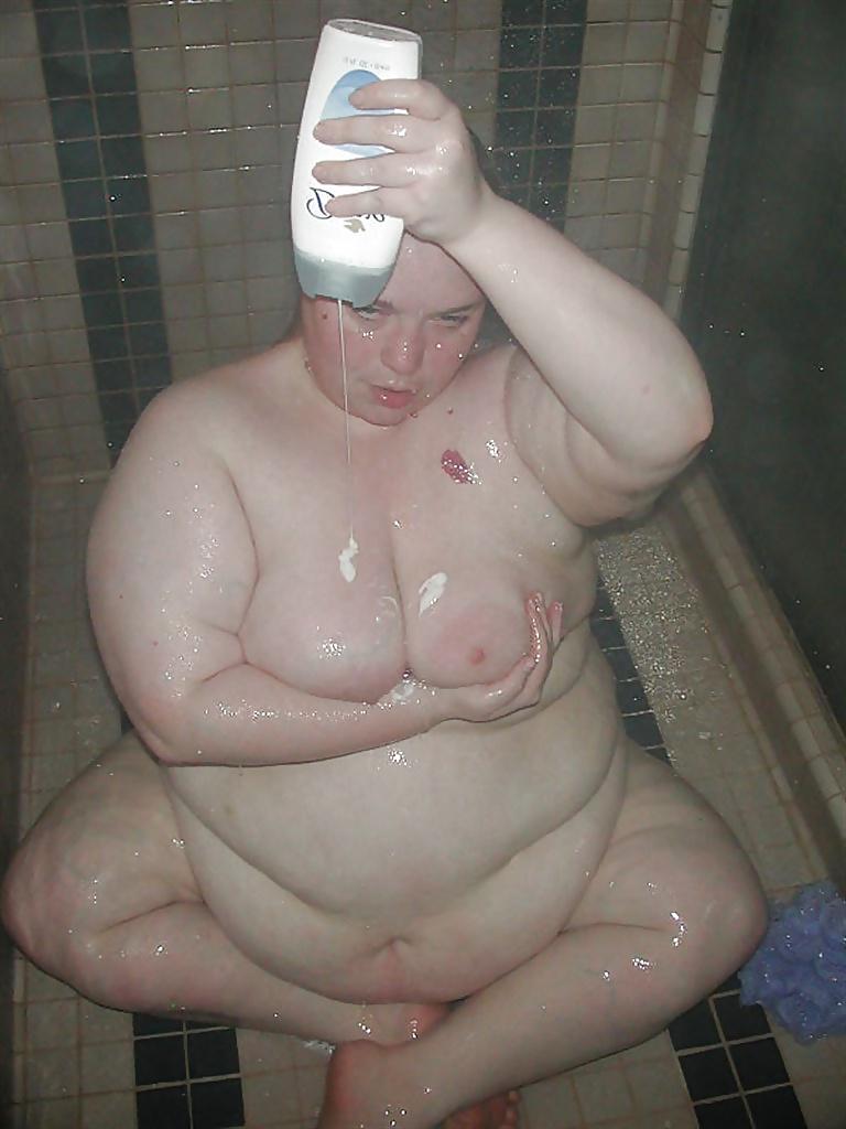 15P Fabulous SSBBW! Shower Time