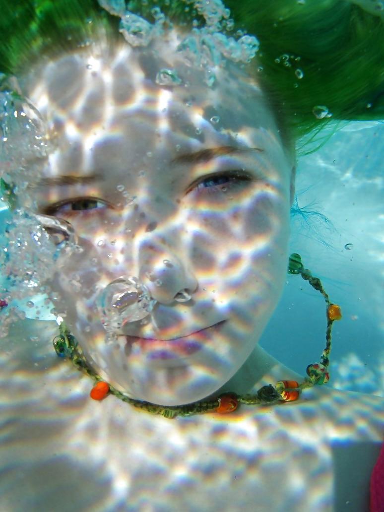 25P Underwater - Face Underwater3