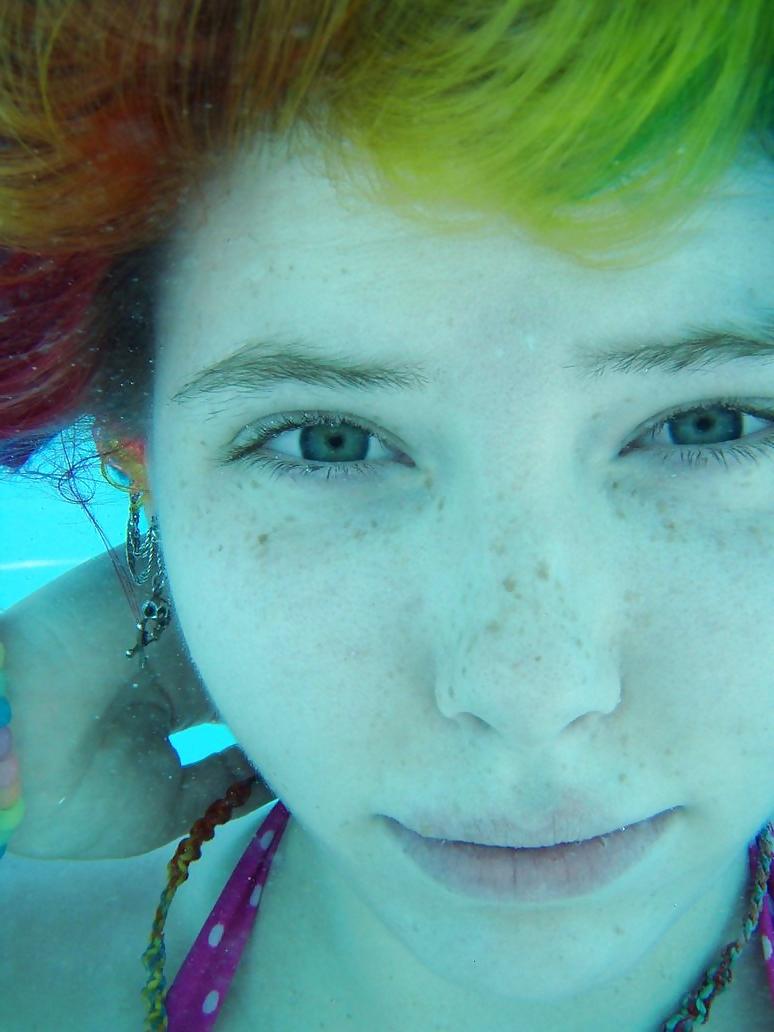 25P Underwater - Face Underwater3