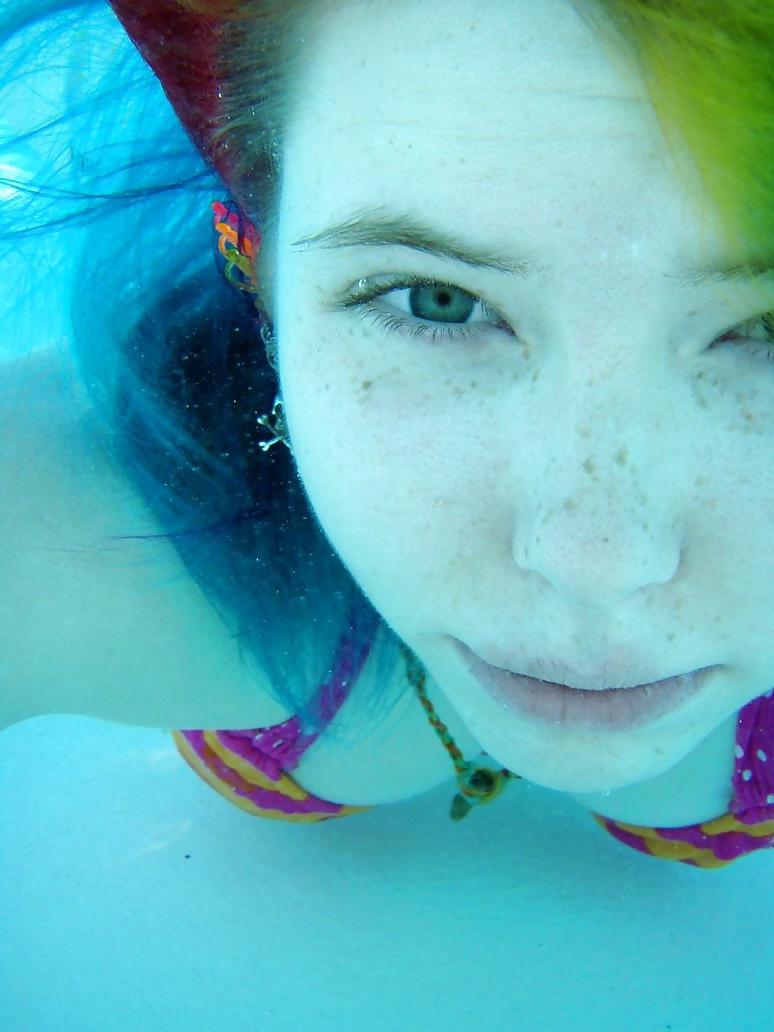25P Underwater - Face Underwater3