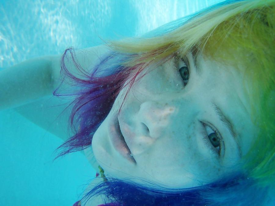 25P Underwater - Face Underwater3