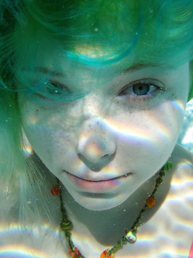 25P Underwater - Face Underwater3