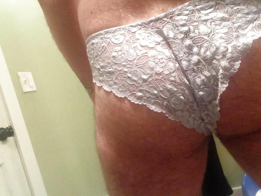8P Lace and Satin