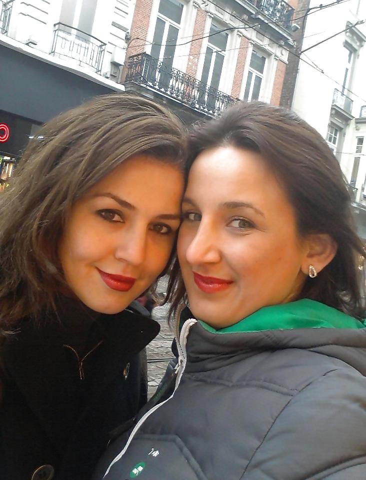 8P Turkish Slut Moms Want White Cocks