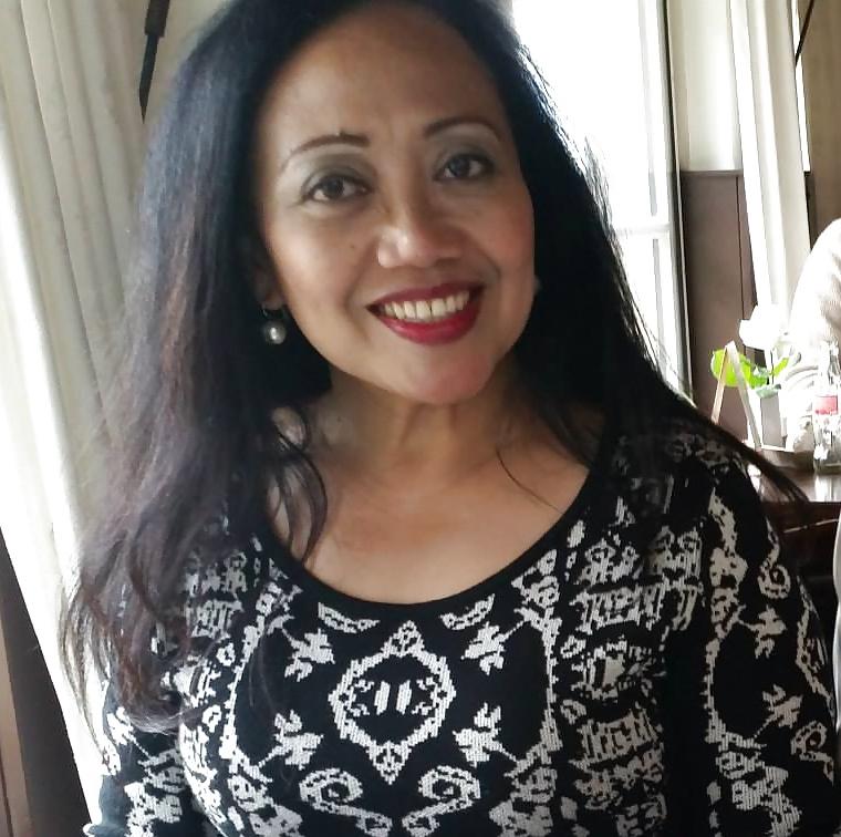 8P Turkish Slut Moms Want White Cocks