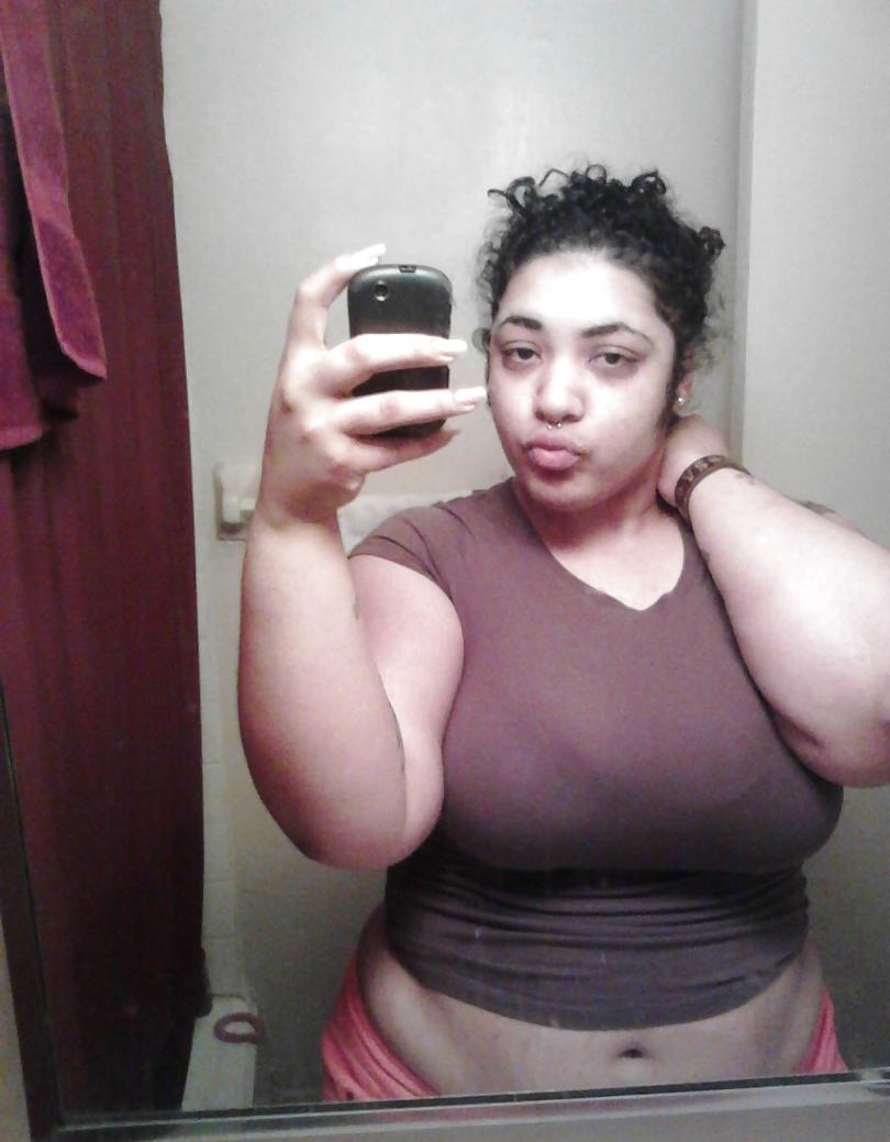 15P Latina Women: BBW