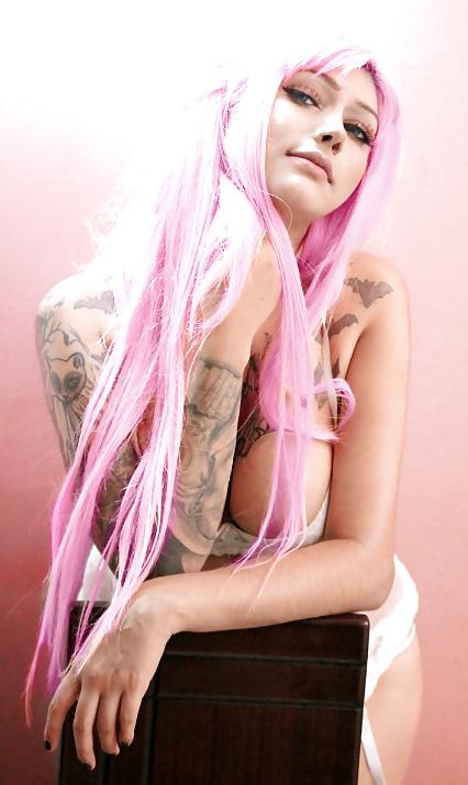 25P Sexy tattoo girl big boobs love ass pink hair