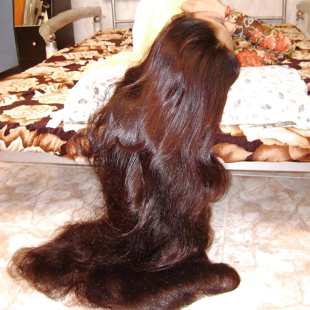 25P Beautiful long hair