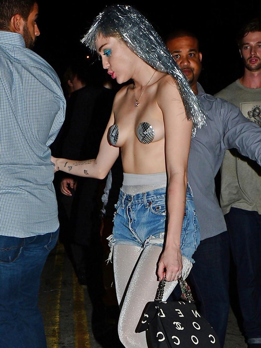 7P Miley Cyrus Nipple Pasties Only in Miami