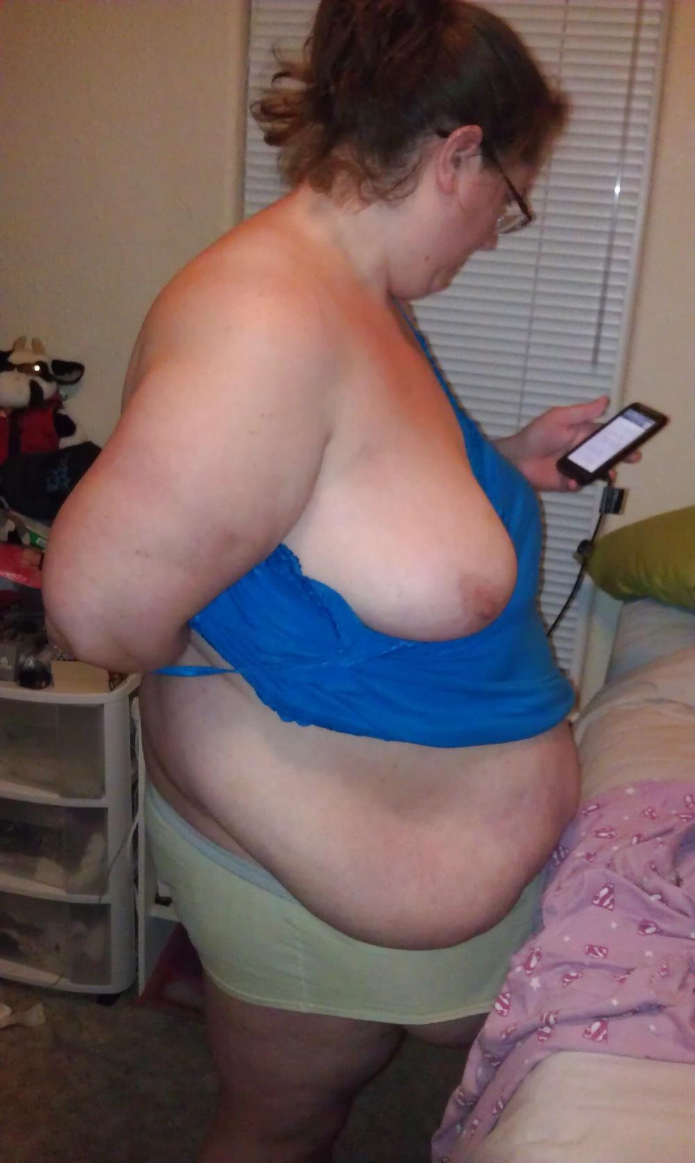 25P Comment For More Of Our BBW Fat Lesbian