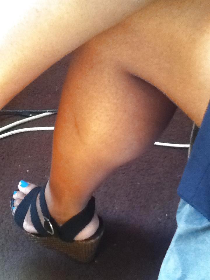 22P Shonda Wants YOU 2 CUM for her WEDGES