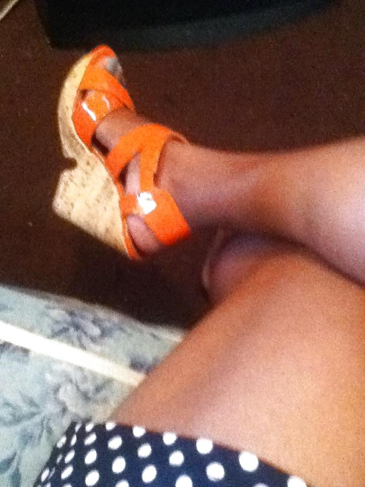 22P Shonda Wants YOU 2 CUM for her WEDGES