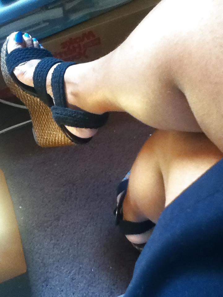 22P Shonda Wants YOU 2 CUM for her WEDGES