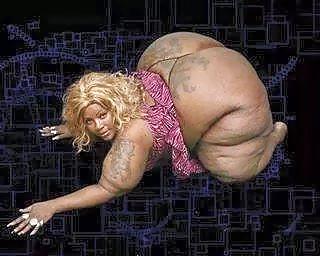 20P BBW ass up face down