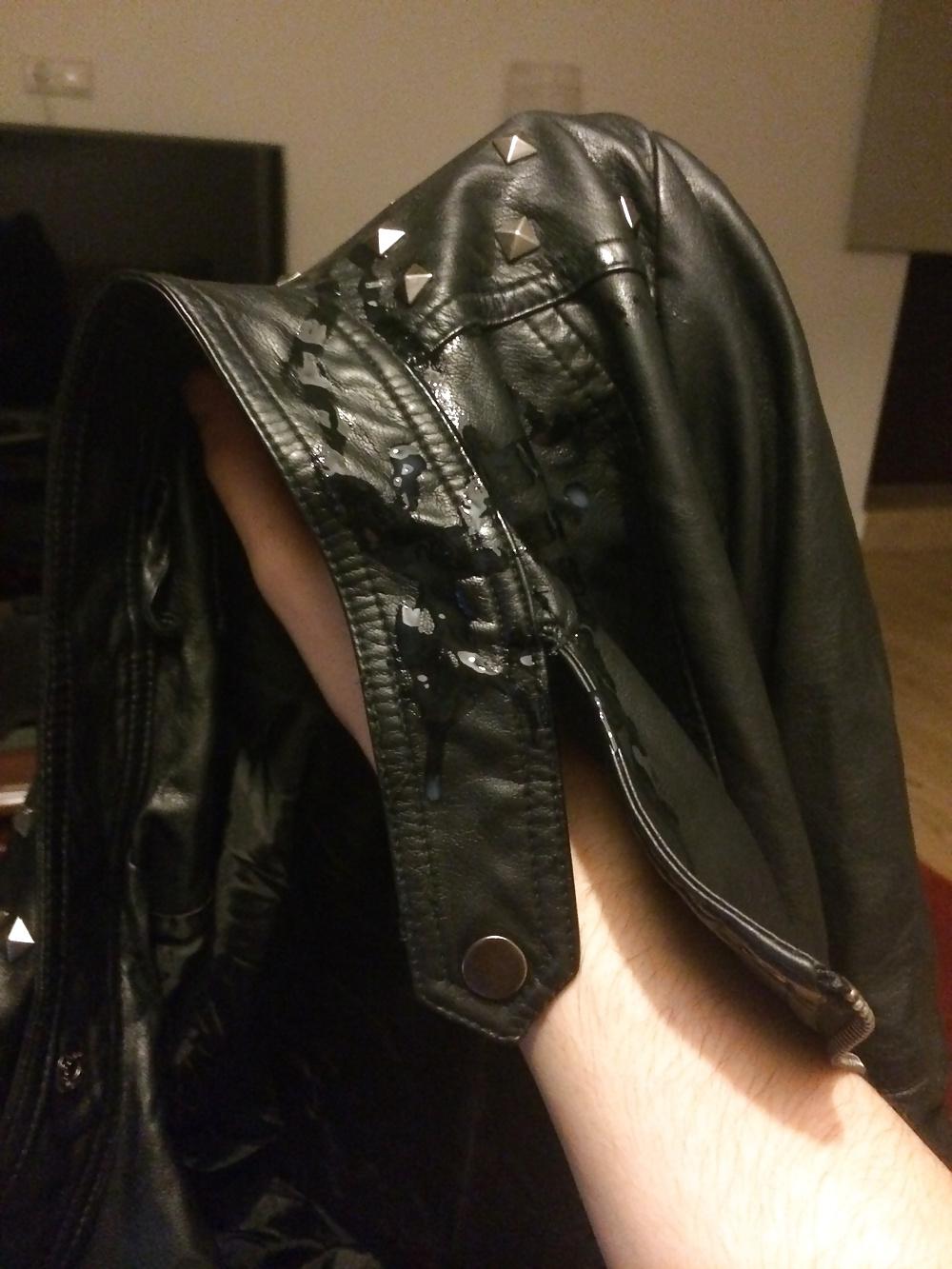15P Cumshot on cute girls leather jackets