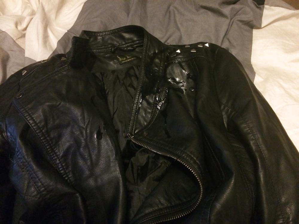 15P Cumshot on cute girls leather jackets