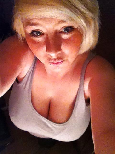 25P Chavy Big tits and tongue Teasing British 