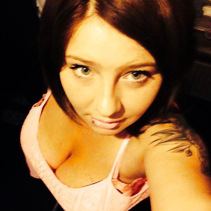 25P Chavy Big tits and tongue Teasing British 