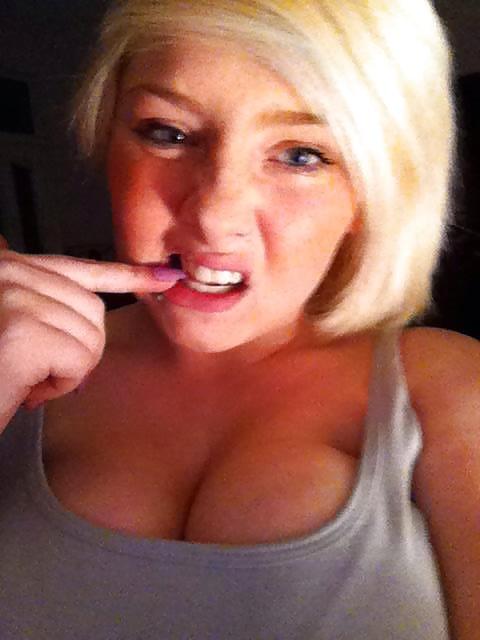 25P Chavy Big tits and tongue Teasing British 
