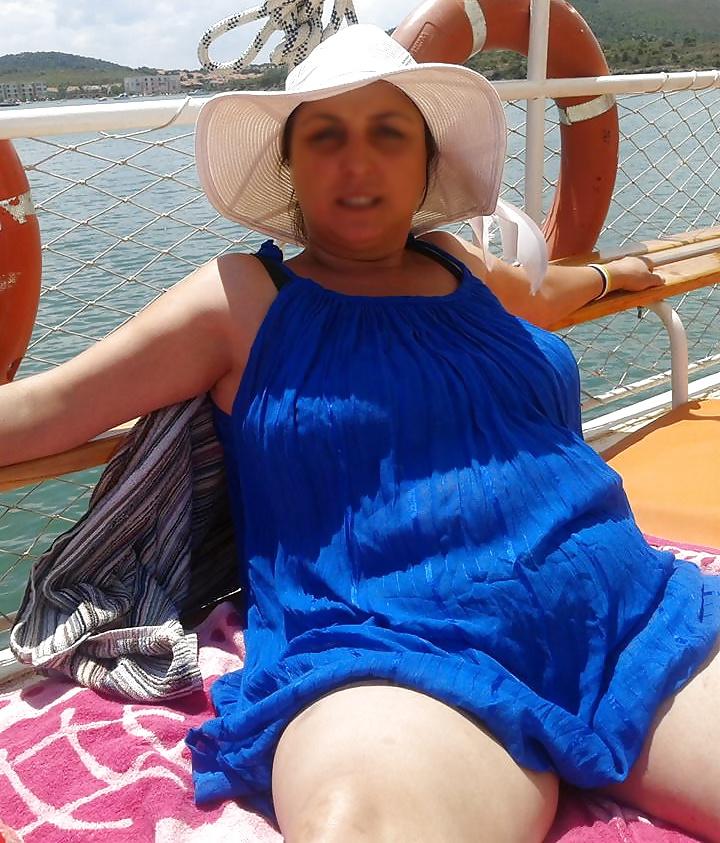 25P Turkish amateur mature