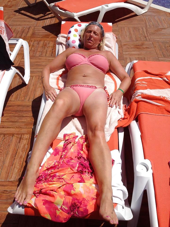 17P British Mandy 2