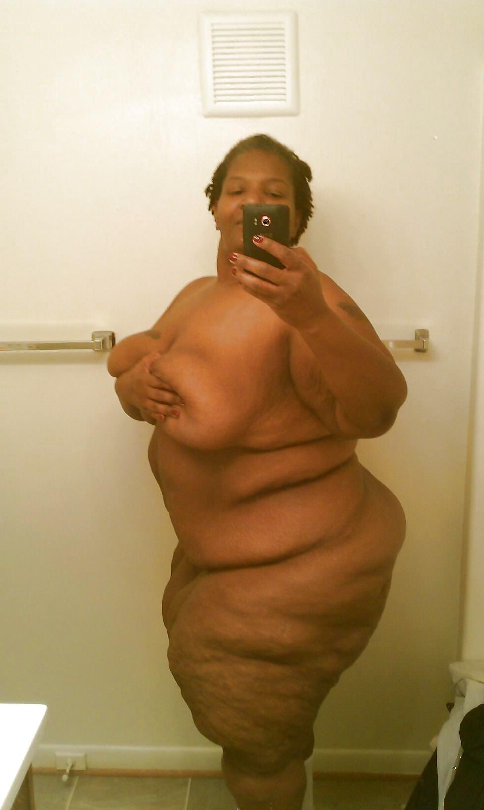 25P Big black mamas 02