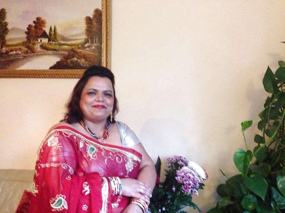 25P BBW Nepali sexy mom INDU
