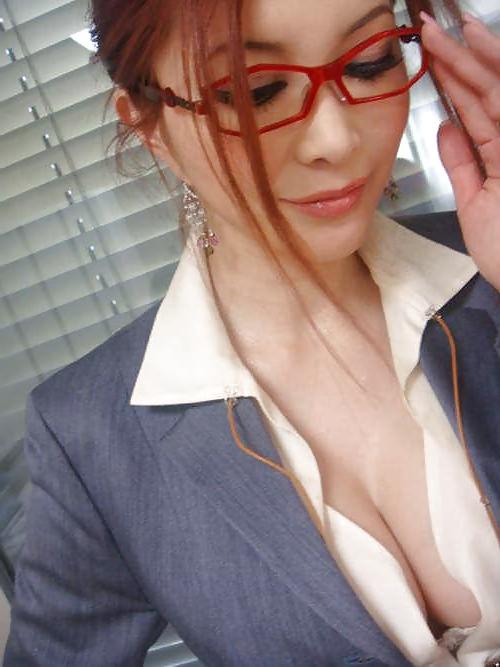 25P Asian Sweethearts with glasses