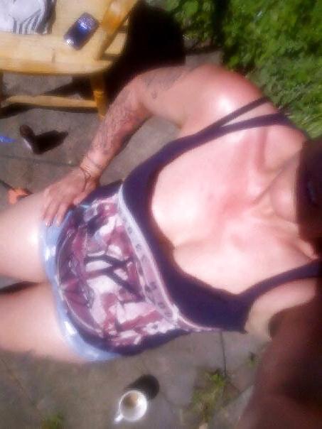 25P British Milf SLUT from Dudley she loves any age spesh young!