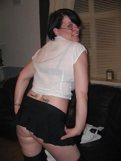 25P British Milf SLUT from Dudley she loves any age spesh young!