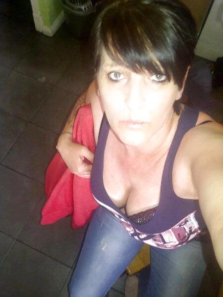 25P British Milf SLUT from Dudley she loves any age spesh young!