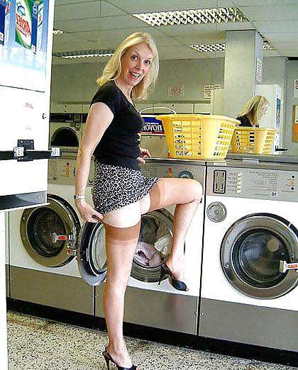 17P Mature leggy lady does laundry