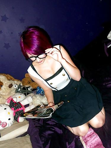 5P British Purple Girl