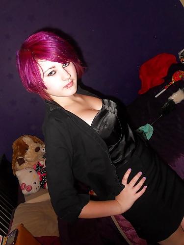 5P British Purple Girl