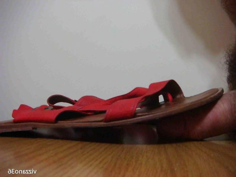 19P Sandalia rasteira vermelha