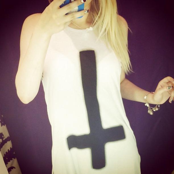 24P Blonde Hair