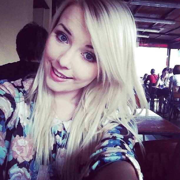24P Blonde Hair